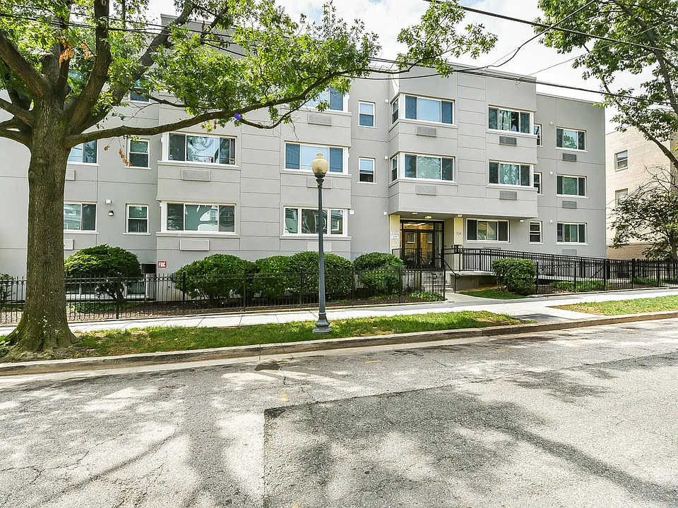 734 Longfellow