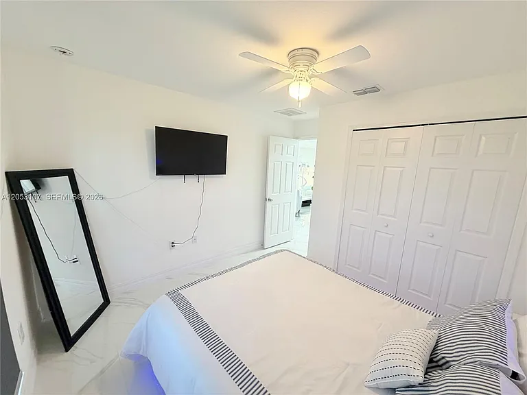 700 Connecticut Ln — Photo 20