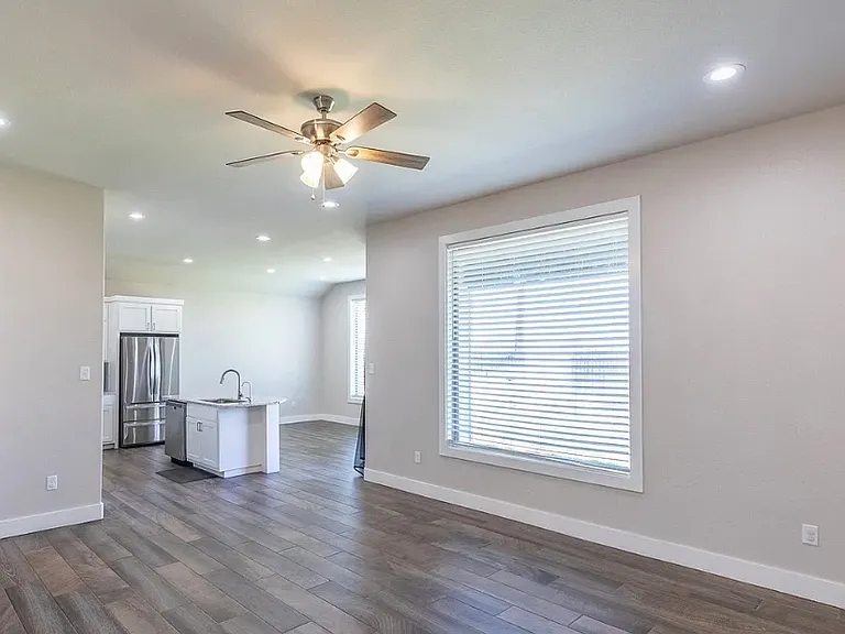 7409 Wildflower Way — Photo 16