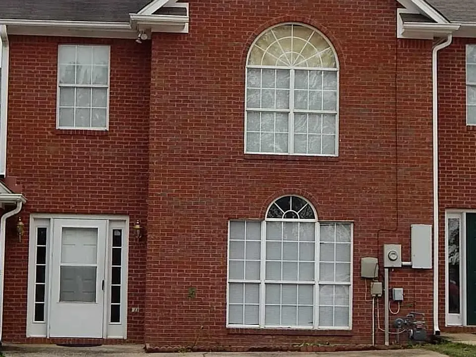 4005 Virginia Ln