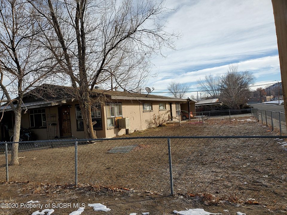 2nd image of 600 Taos Ave