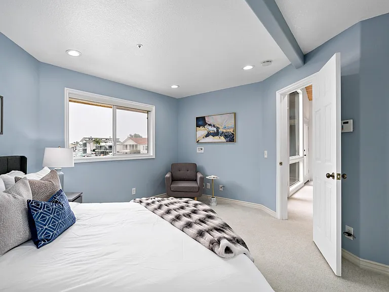 3972 Humboldt Dr — Photo 37