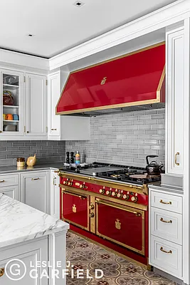 Sold by Leslie J. Garfield | media 14