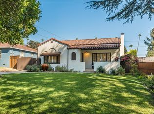 1186 N Holliston Ave, Pasadena, CA 91104