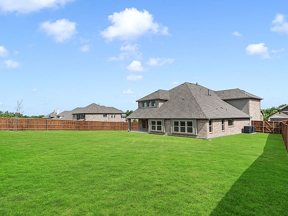 5th image of 1034 Timber Ridge Dr