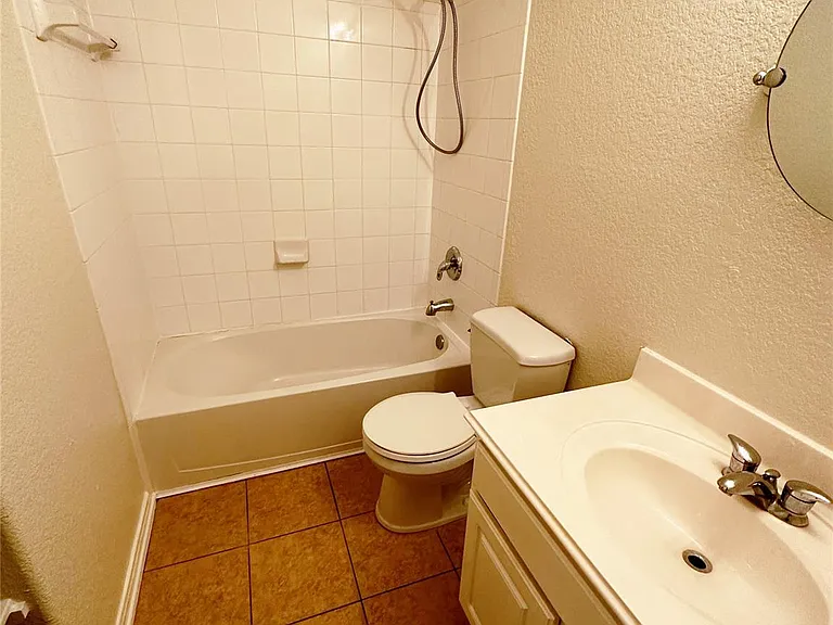10210 Canyon Rose Ln — Photo 18