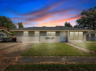 1002 Maria Dr, Sulphur, LA 70663