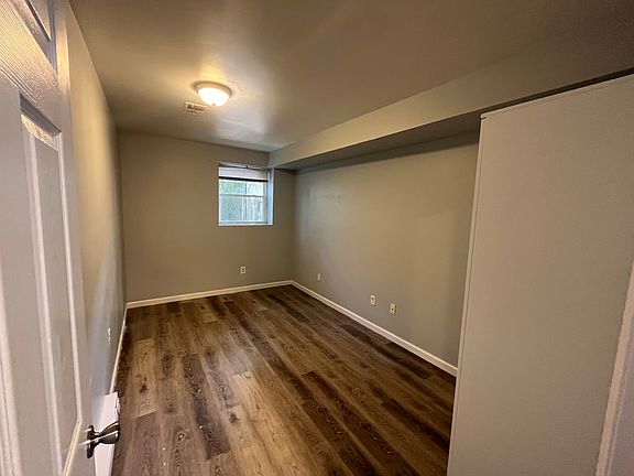 5th image of 31 Marion Ave #A