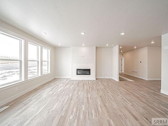 5th image of 522 Vista Ridge Dr