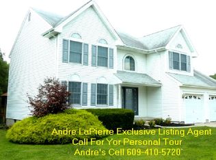 14 Tybourne Ct, Medford, NJ 08055