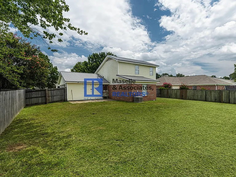225 McLaurin Dr — Photo 34