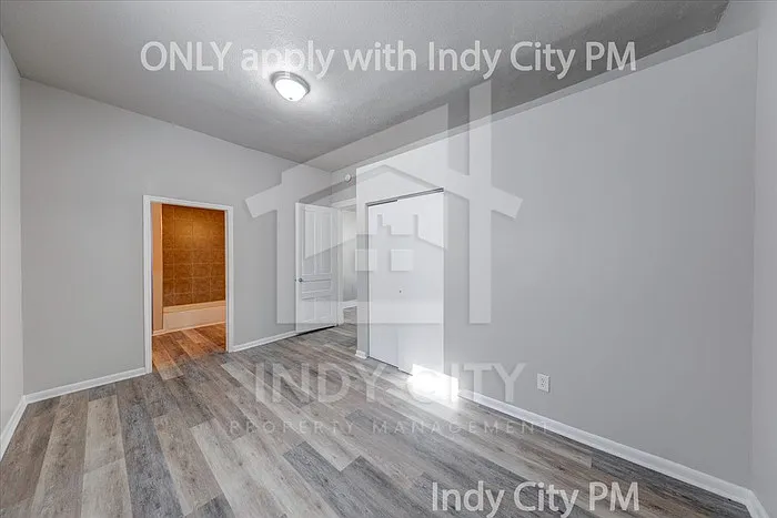 53 E Raymond St — Photo 21