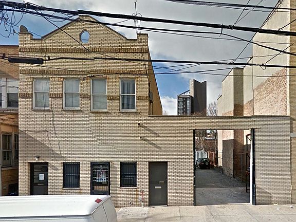 2nd image of 3130 14th St