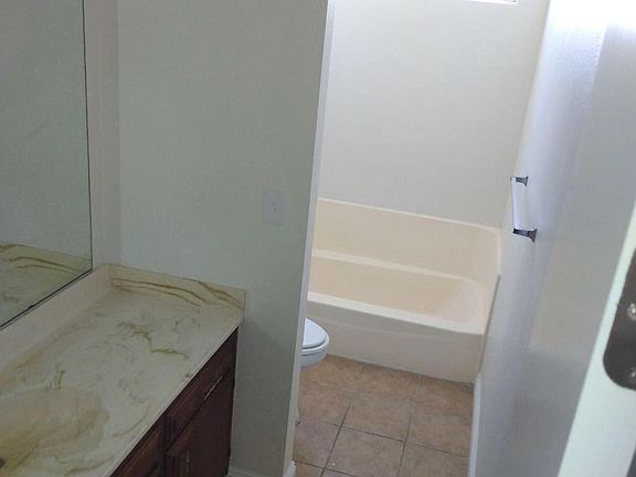 4th image of 25555 New Chicago Ave APT O