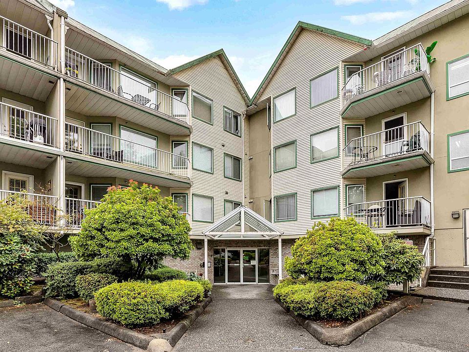 1st image of 19236 Ford Rd #304