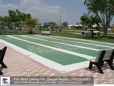 5th image of 6870 Royal Palm Blvd APT 112M