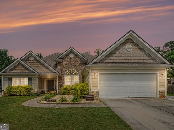 5117 Ashley Falls Ct, Loganville, GA 30052