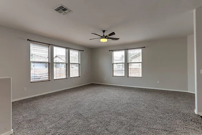 232 W Calle La Bolita — Photo 4