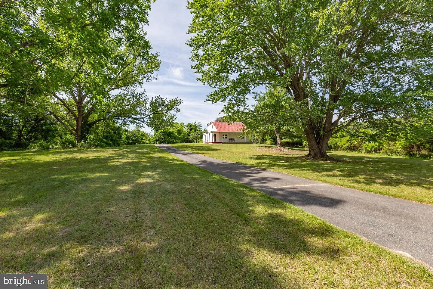 4 bed, 2.0 bath, 1760 sqft, $2,800 — Photo 3