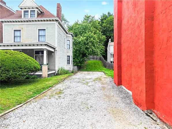 520 S Main St W, Pittsburgh, PA 15220