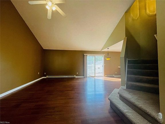 4th image of 103 Falling Water Cir
