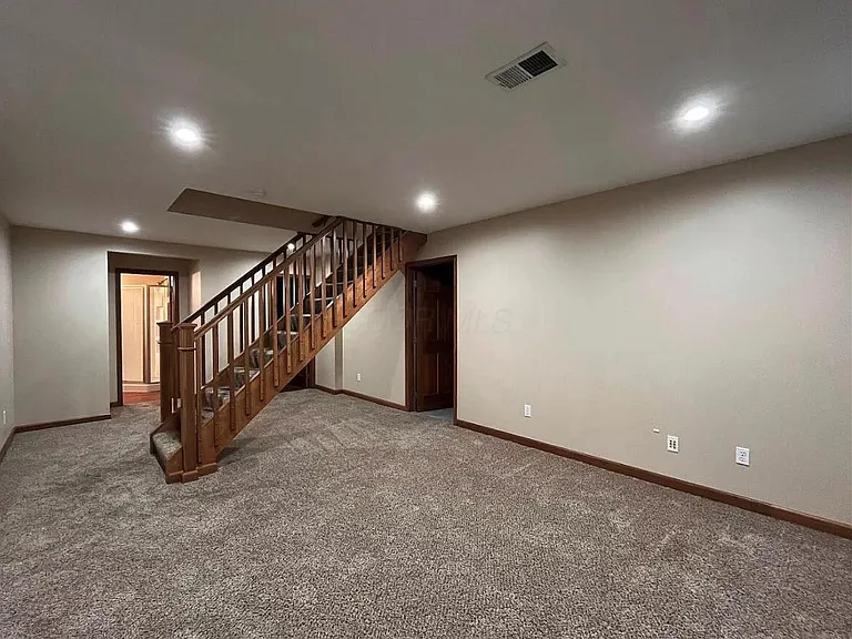 440 Taylor Ave — Photo 14