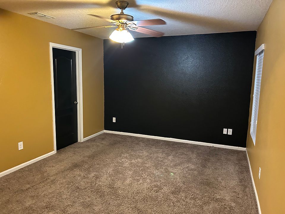 1st image of 8496 Julia Marie Cir