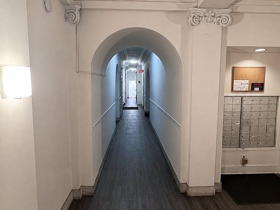 4th image of 1301 Saint Paul St #64