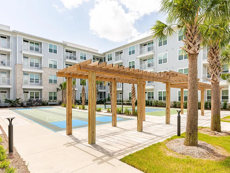 Overture West Ashley 55+ Apartment Homes — Photo 16