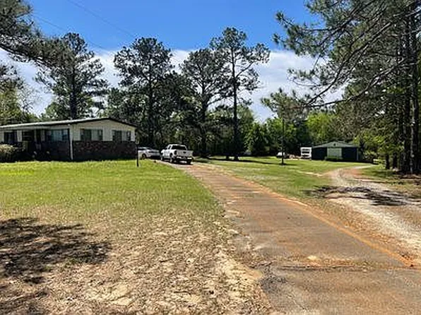 425 Perry Hwy, Hawkinsville, GA 31036