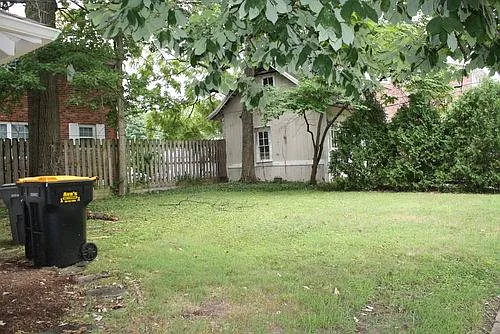 500 S Fess Ave — Photo 7