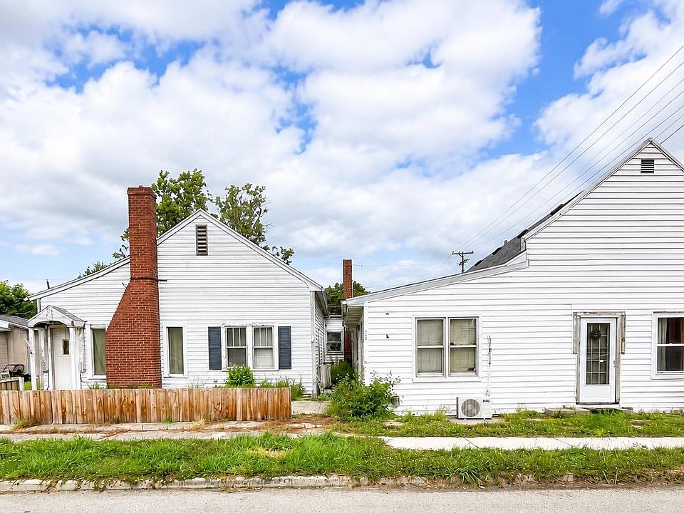 1st image of 136 W Howard St