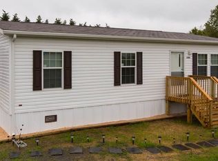 1566 Ridge Rd, Raphine, VA 24472