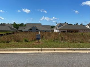 2751 Mill Lakes Xing, Opelika, AL 36801