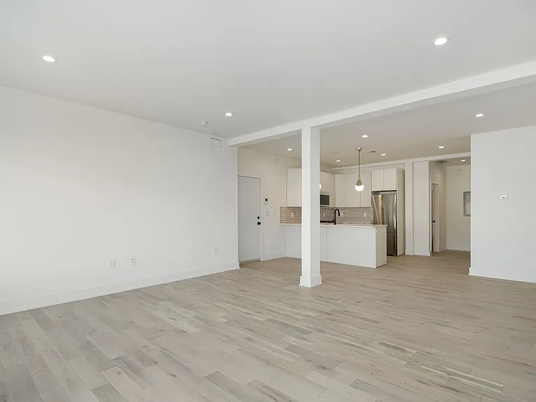 Newly Constructed Apartments in South Philly — Photo 1