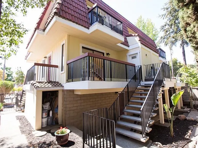 880 Napa St — Photo 10