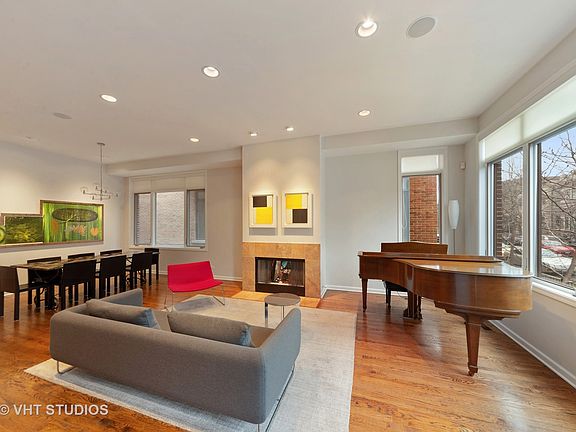 3rd image of 2610 N Paulina St