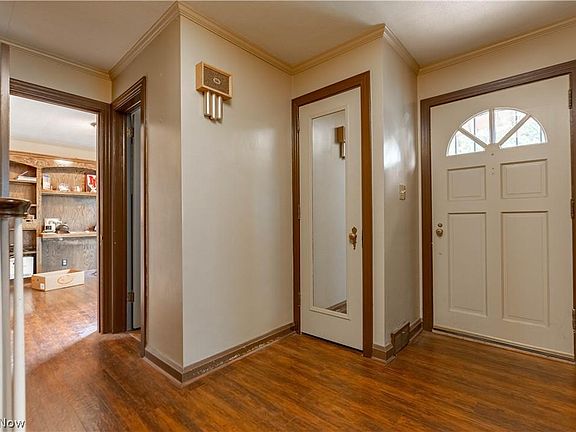 4th image of 3421 Culver Cir NW