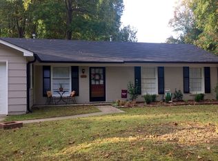 2803 Applegate Rd, Greensboro, NC 27455