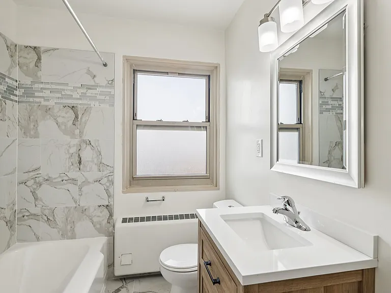 5634 N. Sheridan — Photo 7