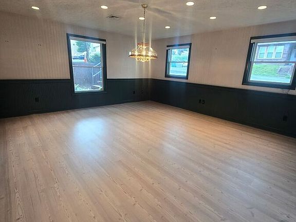 2nd image of 247 S 8th St Floor 2
