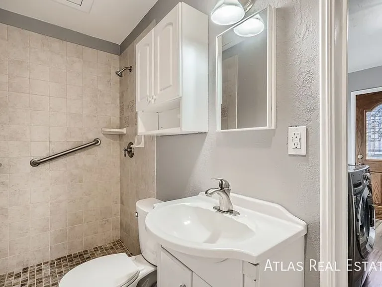 1620 Phoenix Ct — Photo 6