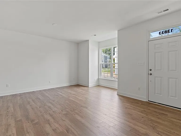 15320 Oasis Sun Aly #67 — Photo 2