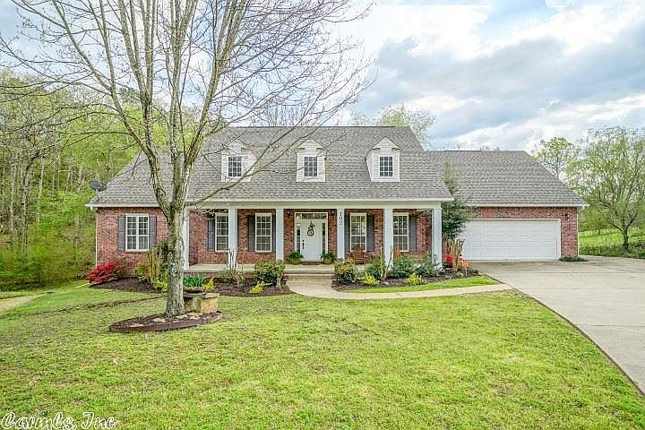 1st image of 102 Moss Meadow Ct