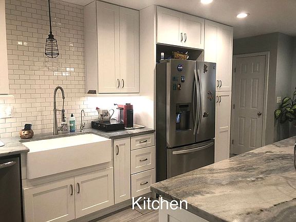 4th image of 4528 Parkside Ln