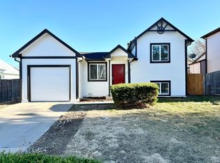17372 E Layton Dr, Aurora, CO 80015