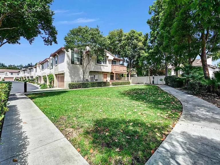 6072 Paseo Salinero — Photo 14