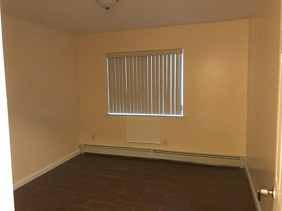 4th image of 3832 149th Pl APT 1