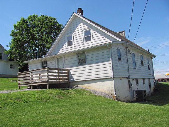 4th image of this home