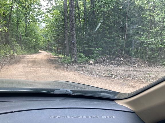 2nd image of 28 Concession #11